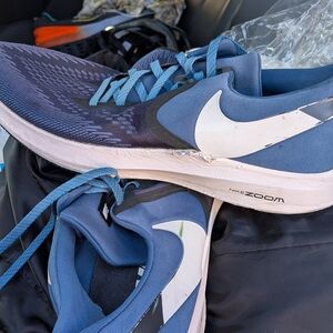 Nike Zoom Men's Navy and White Athletic Shoes
